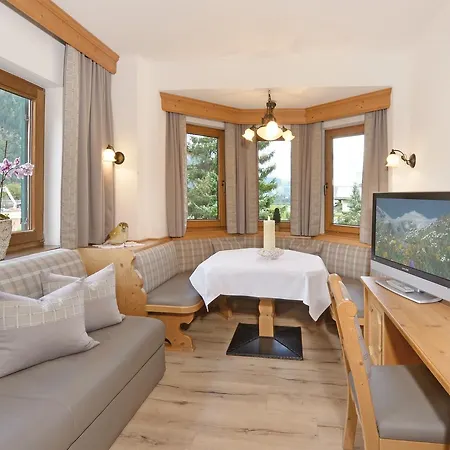 Aparthotel Thalerhof 4*