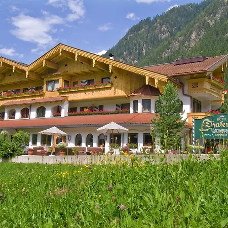 Apart-hotel Thalerhof 4*